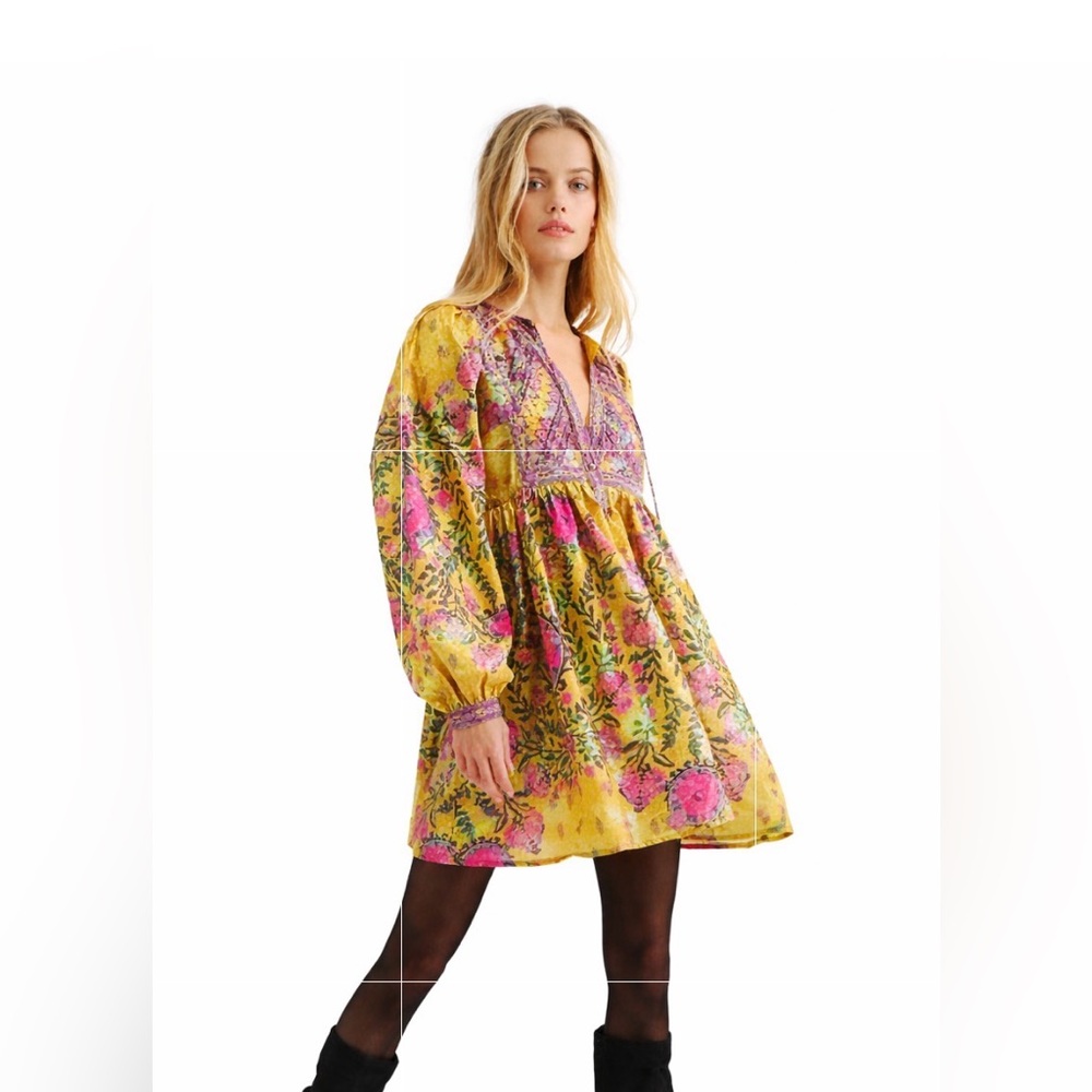 Free People "sold out " Magic Moments mini dress : size Small